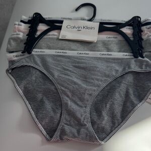Calvin Klein Girls' 3-Pack Bikini Briefs - Black, Gray, White